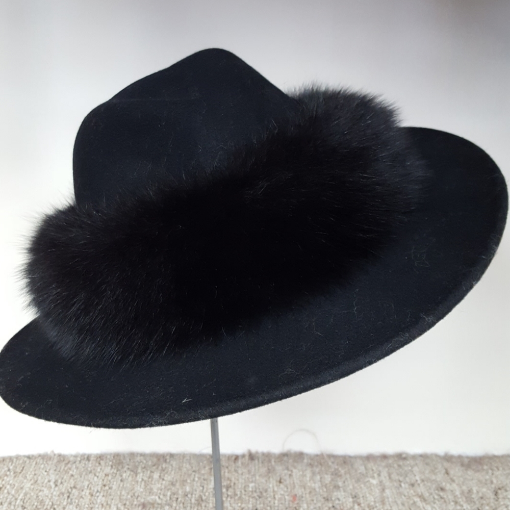 Black Stetson Cowboy Hat with Fox Fur